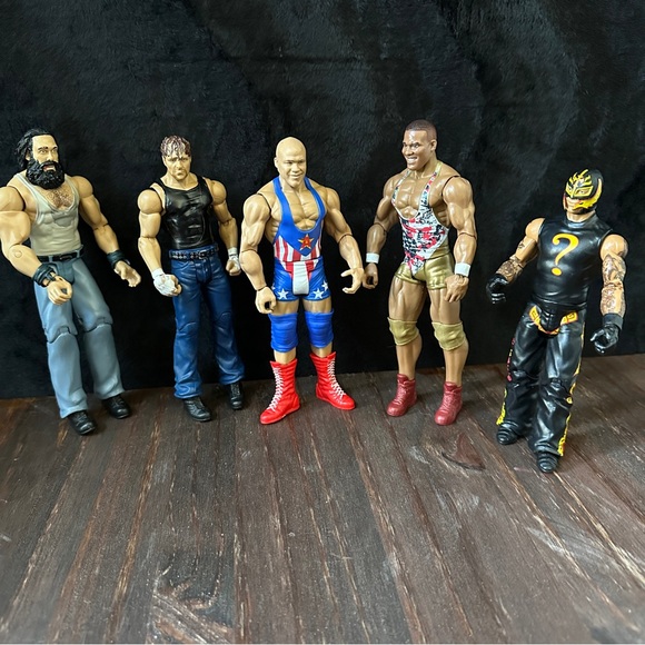 WWE Other - WWE Elite Wrestlers | 5 Figures